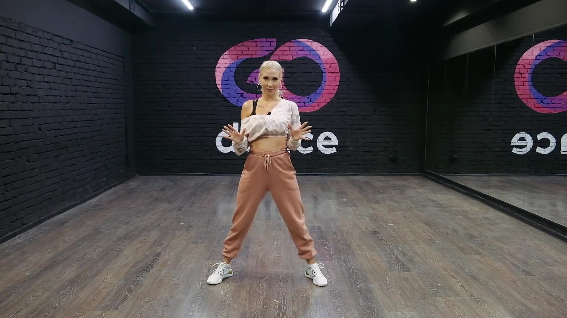 Разучиваем хореографию в стиле Reggaeton