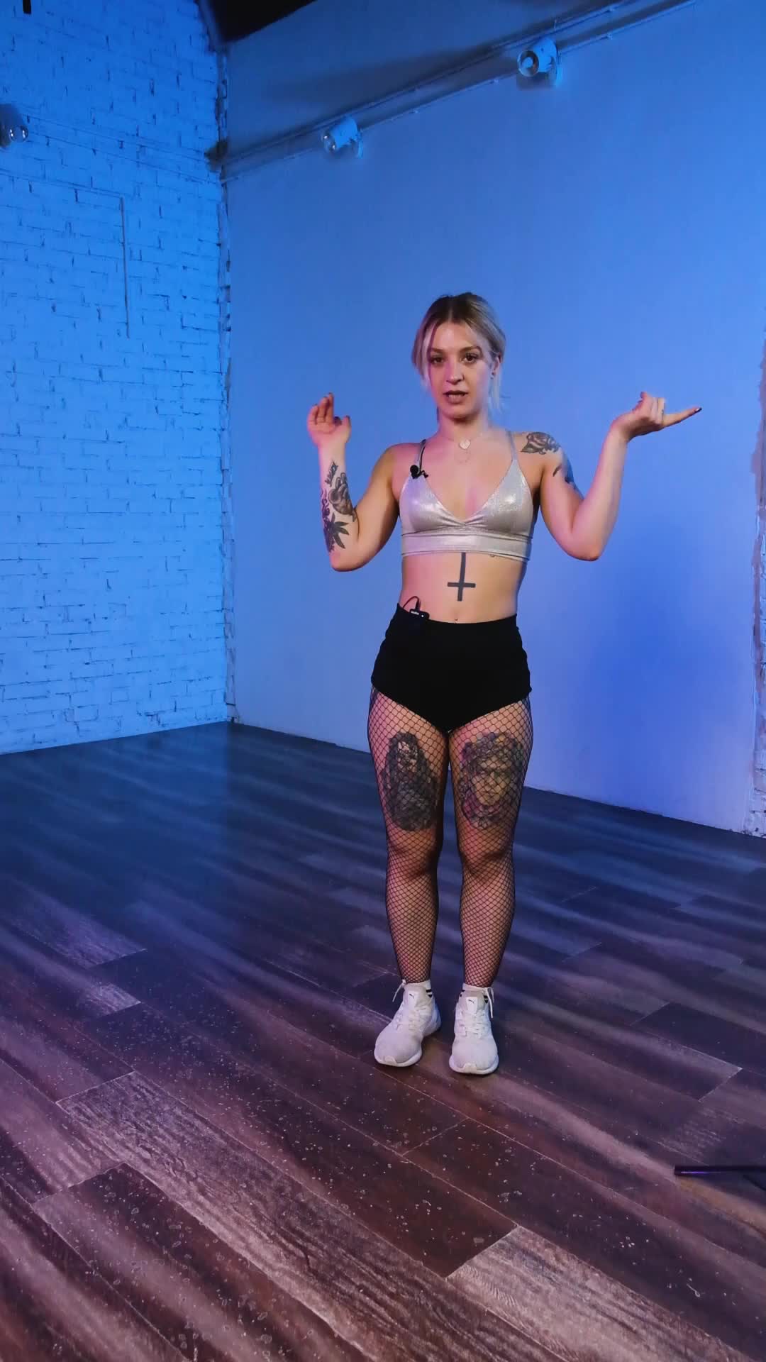 10. Техника «Шейк на широких ногах»