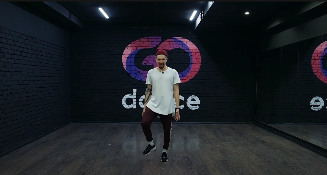 БАЗОВЫЕ ШАГИ: Шаг "Наружу / Внутрь"