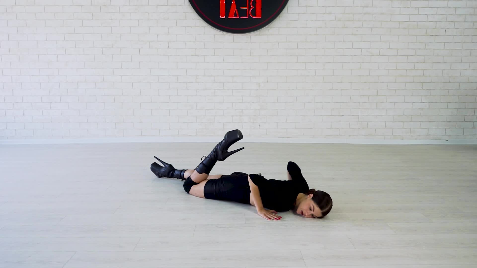 Обратная Волна